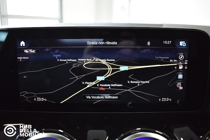 MERCEDES-BENZ GLA 200 d Automatic 4Matic Premium